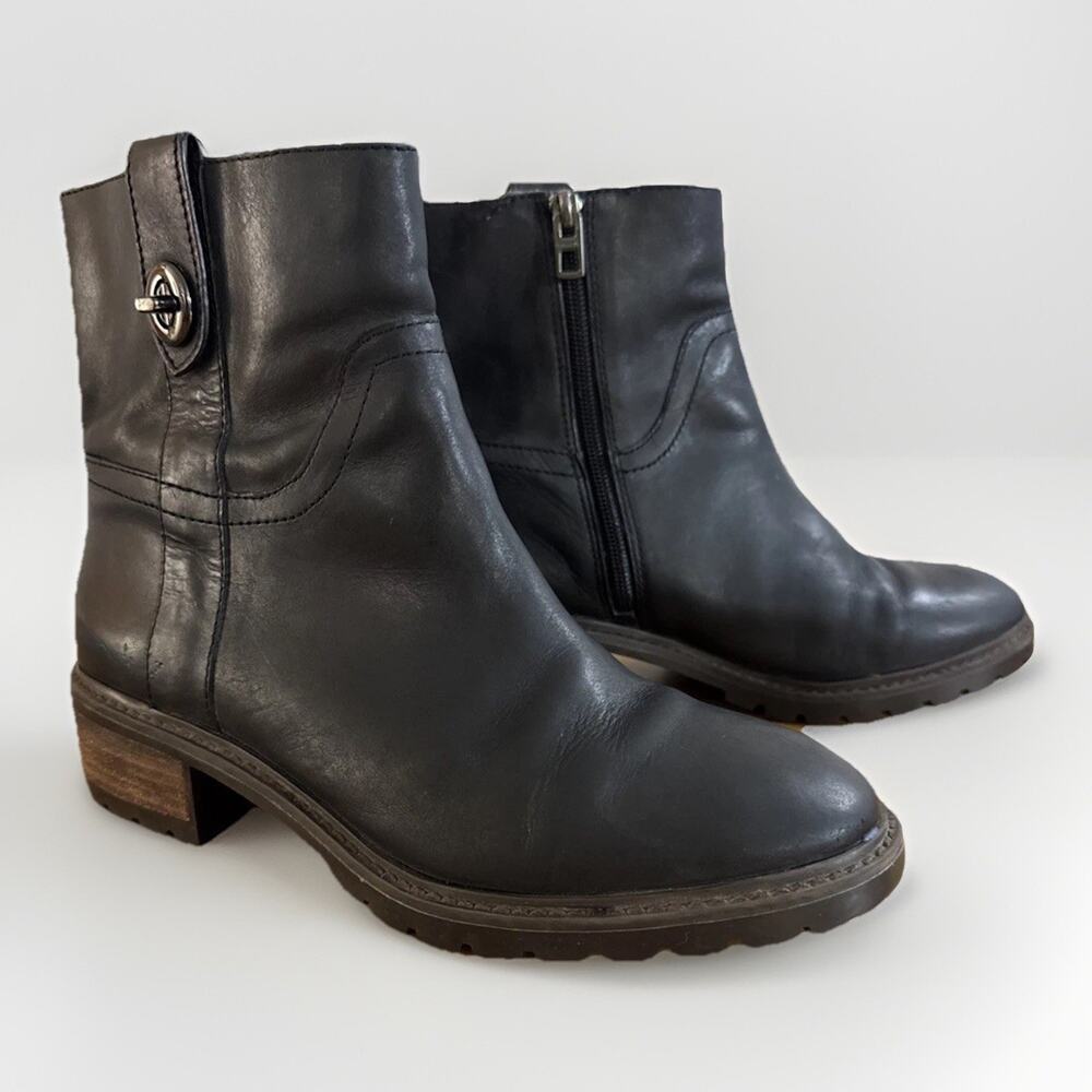 COACH Georgetta Black Leather Turn-Lock Moto Ankle Boots Lug Sole Shoes Size 8
